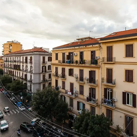 Cairoli - Spacious Close To Central Station * Naples
