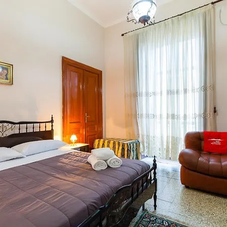 Cairoli - Spacious Close To Central Station דירה